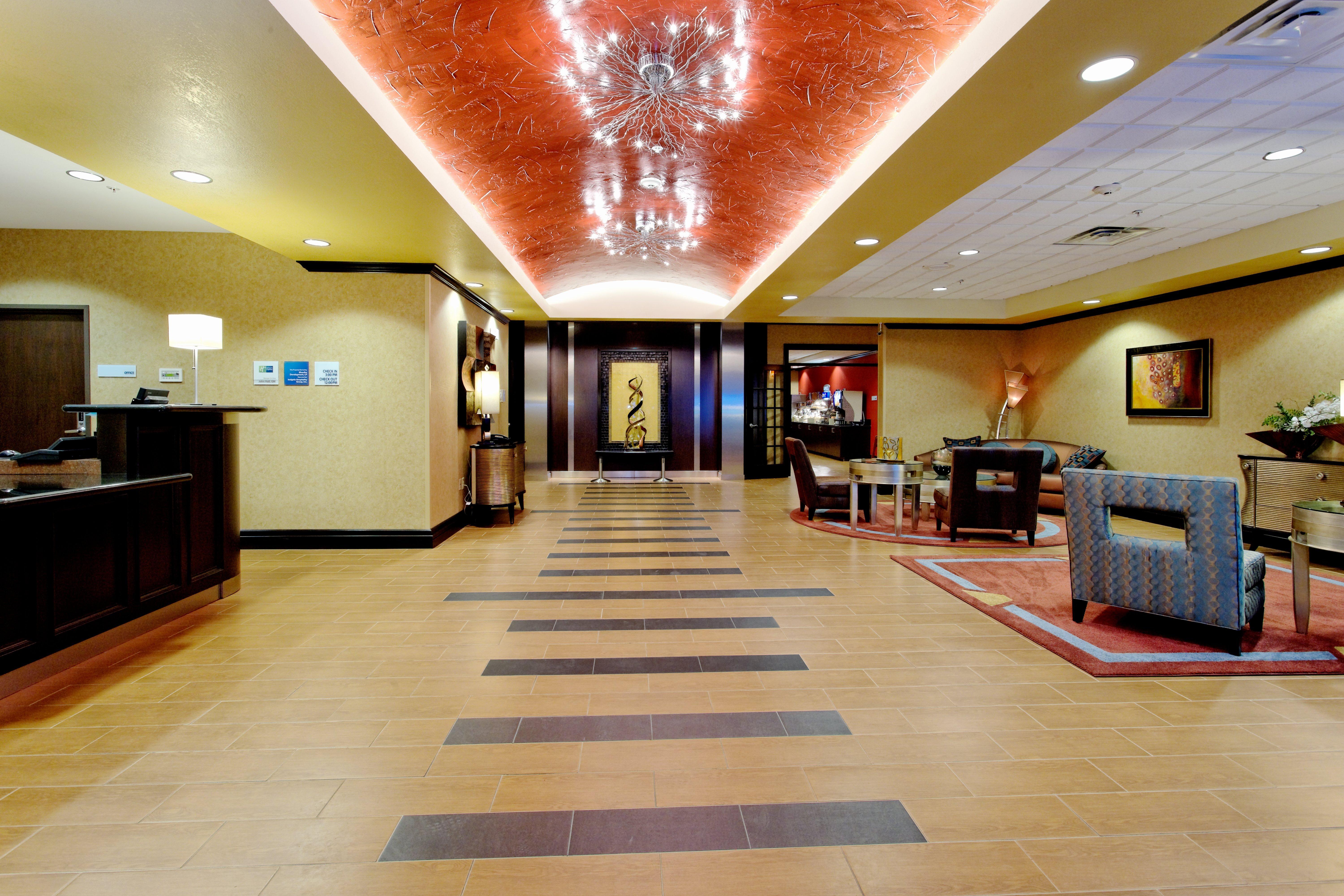 Holiday Inn Express Hotel And Suites - Odessa By Ihg Bagian luar foto
