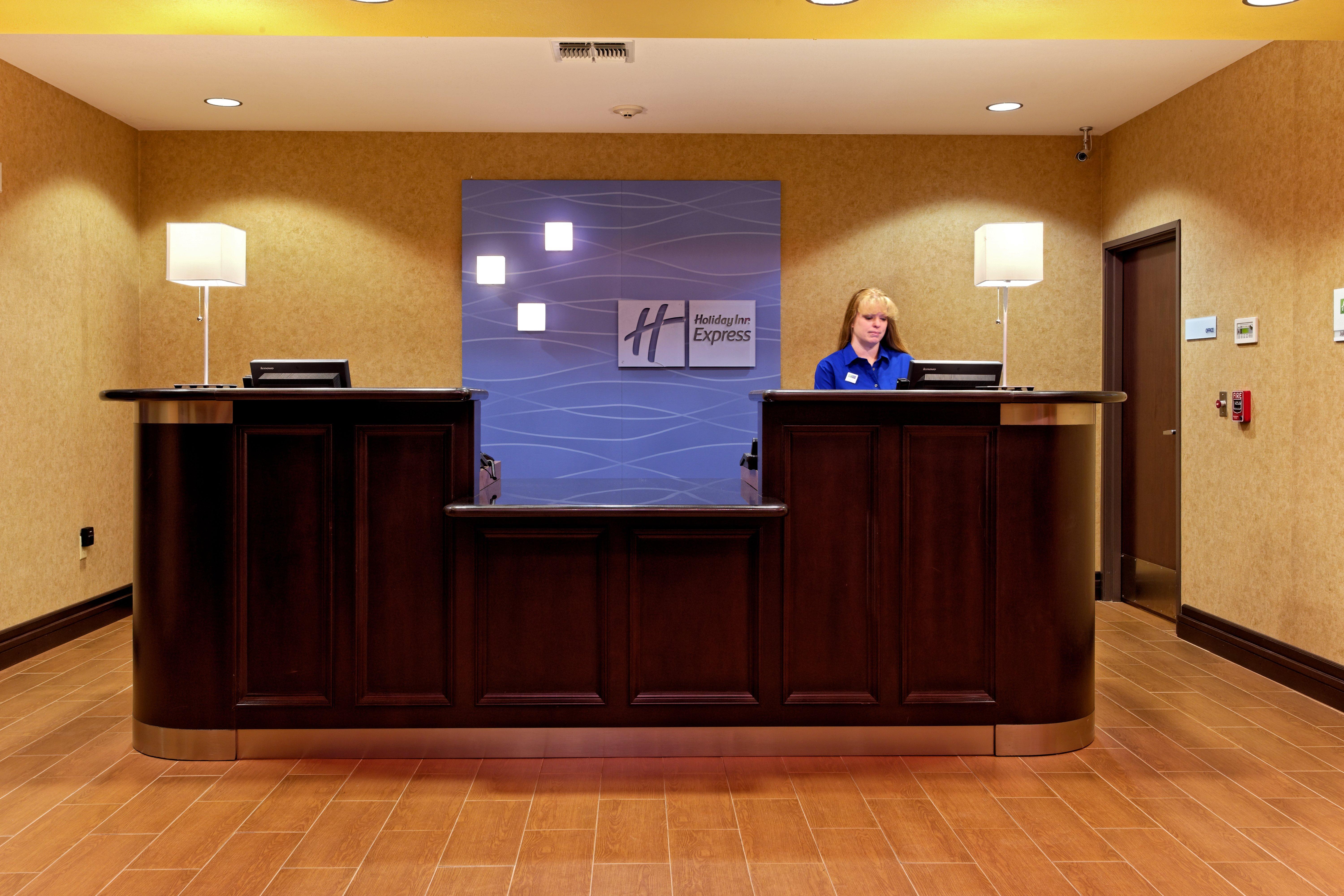 Holiday Inn Express Hotel And Suites - Odessa By Ihg Bagian luar foto