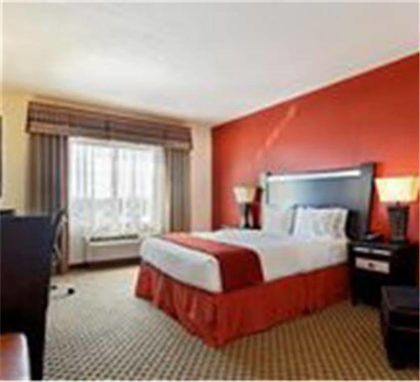 Holiday Inn Express Hotel And Suites - Odessa By Ihg Bagian luar foto